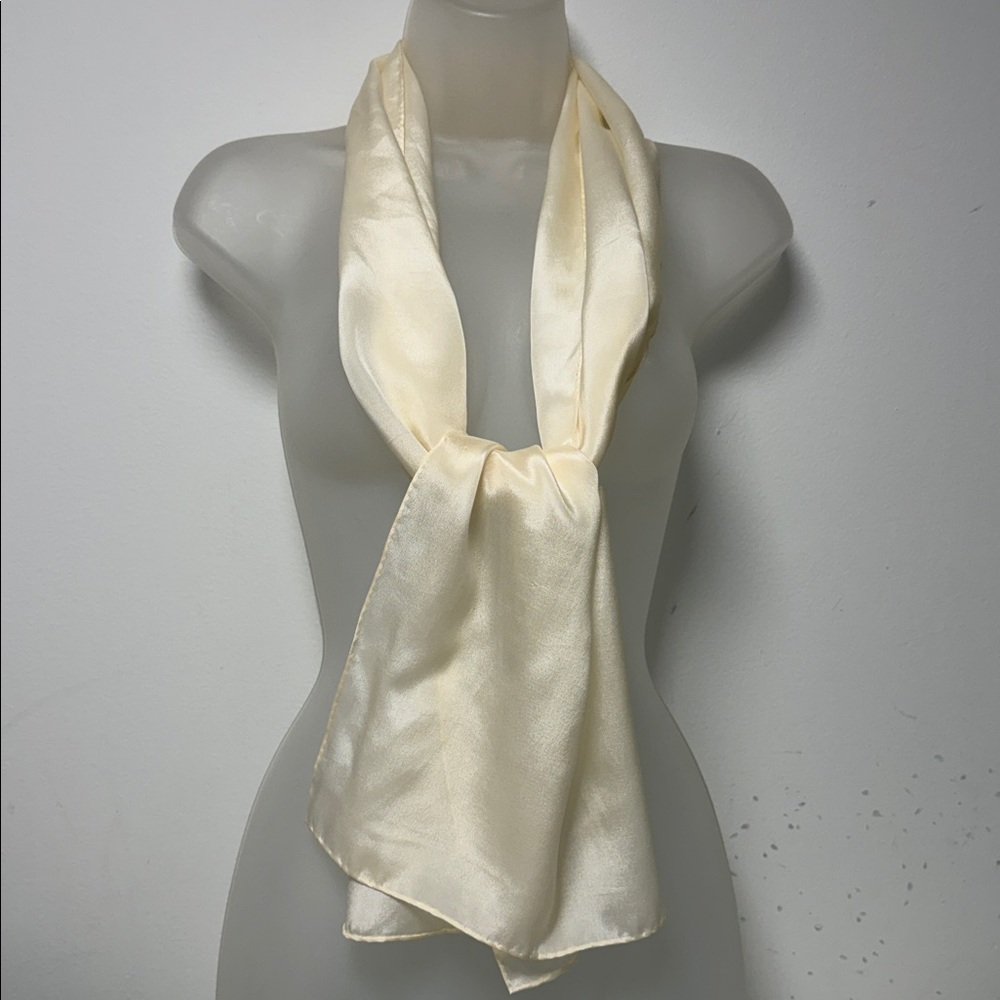 Baar & Beards All Silk Cream Sophisticated Scarf. Japan made.